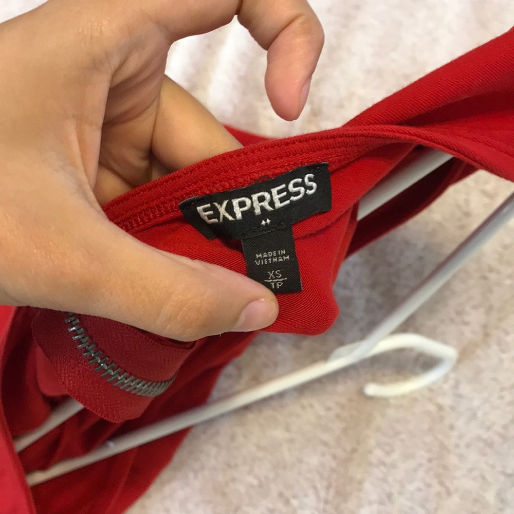 Top - Picture 4 of 4